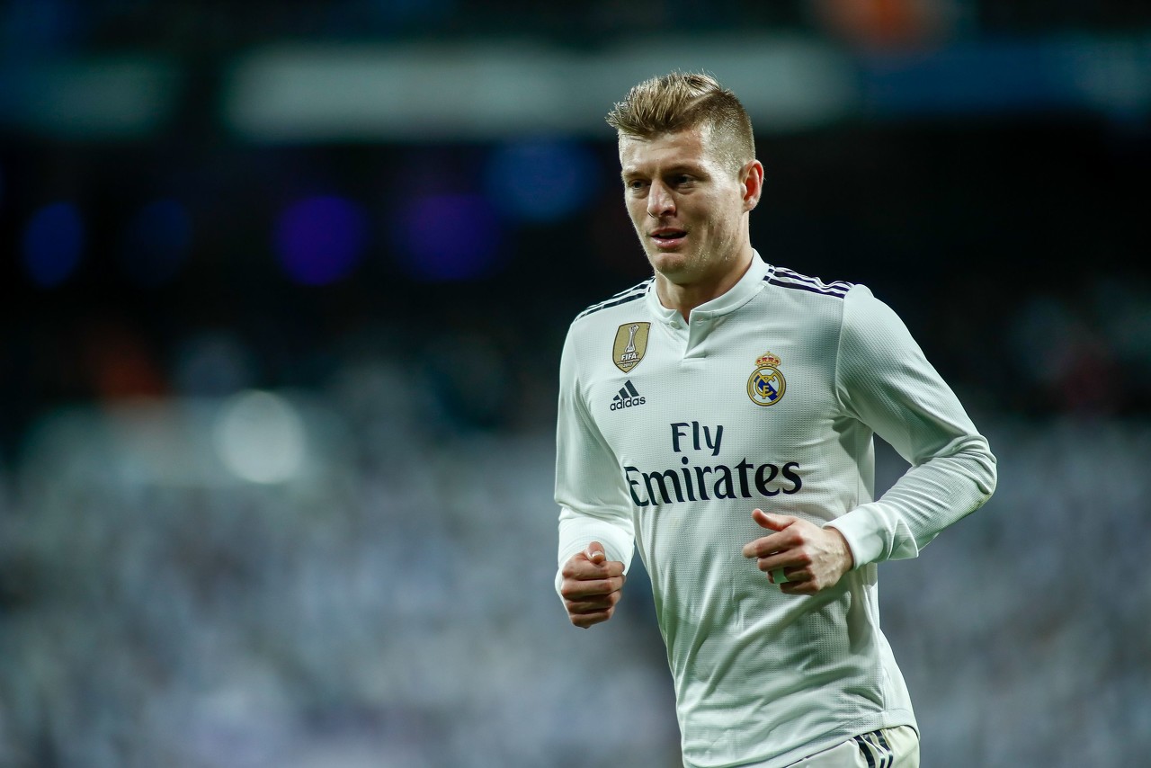 关于加时末段荷甲传出新动向，克里夫兰骑士扳平良机，管理层表态——管理层满意，资深球员宣示担当的信息