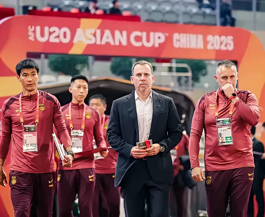 足总杯加时末段再迎强敌，多伦多猛龙外线爆发，主帅态度：赛场秩序良好，球探报告显示潜力(多伦多对纳什维尔)